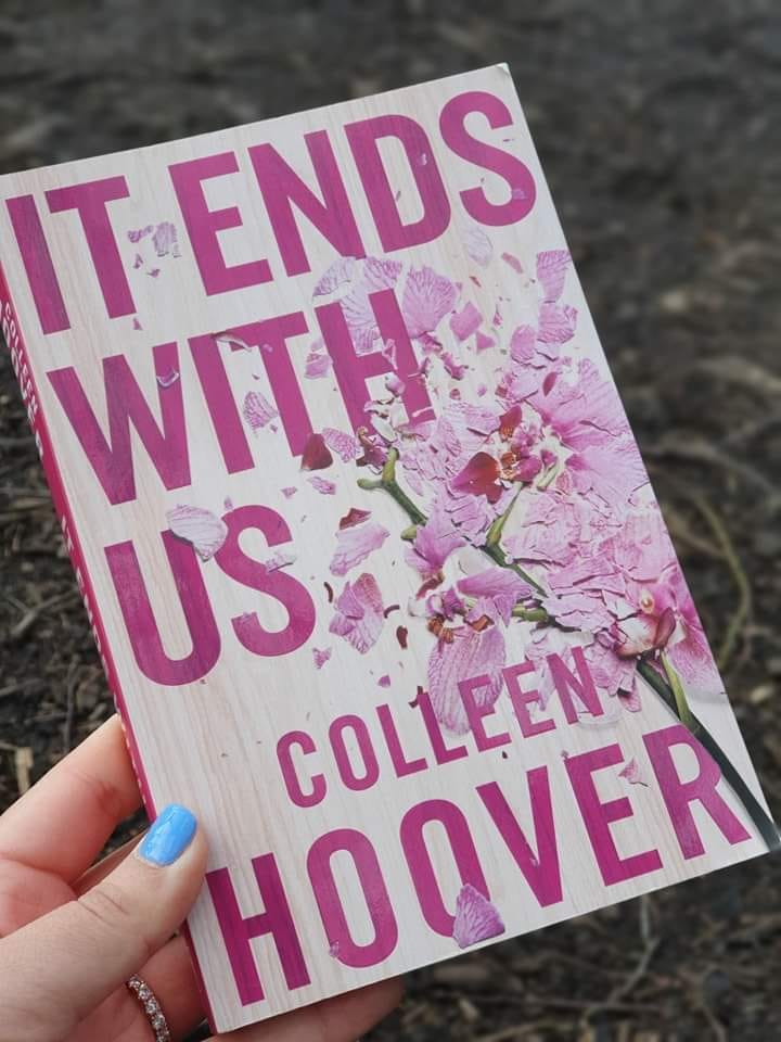 It Ends with Us by Colleen Hoover